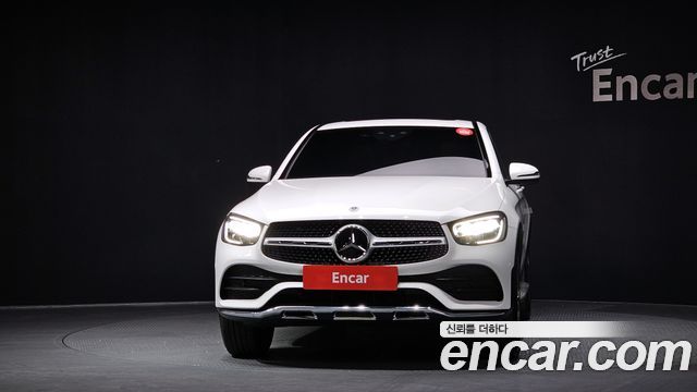 Mercedes-Benz GLC-Class GLC300e 4MATIC Coupe