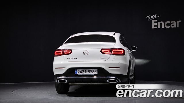 Mercedes-Benz GLC-Class GLC300e 4MATIC Coupe