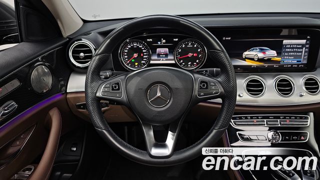 Mercedes-Benz E-Class E200 Avantgarde