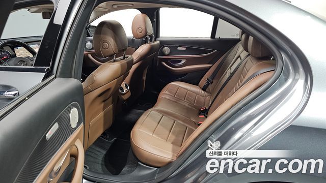 Mercedes-Benz E-Class E200 Avantgarde
