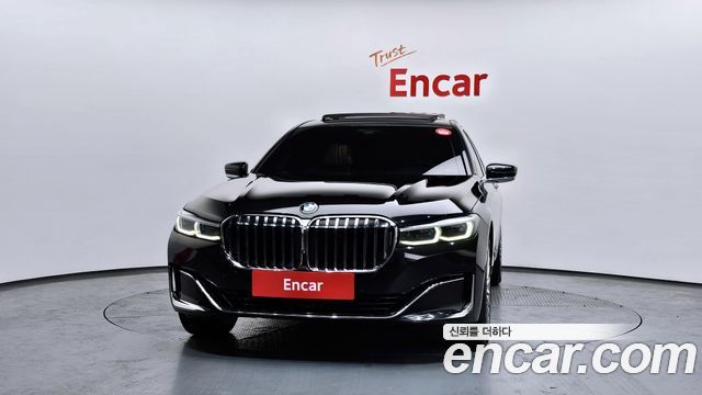 BMW 7-Series 740Li xDrive Design Pure Excellence