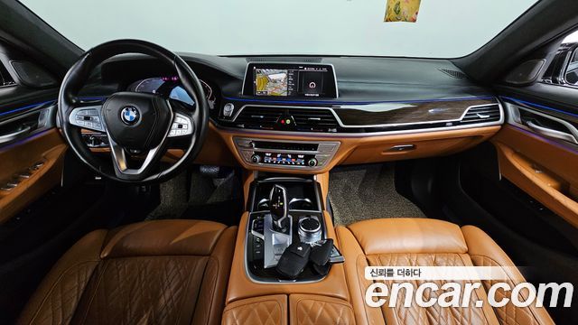 BMW 7-Series 740Li xDrive Design Pure Excellence