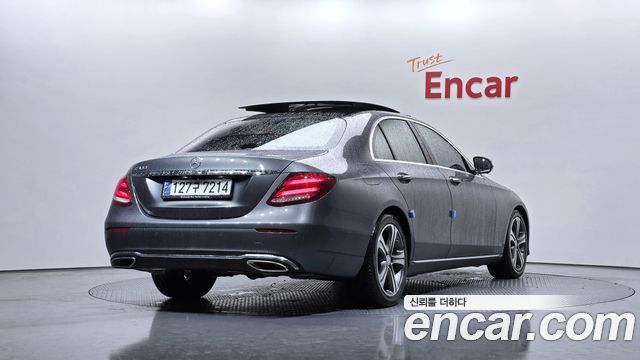 Mercedes-Benz E-Class E300 Avantgarde