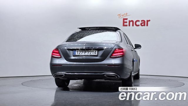 Mercedes-Benz E-Class E300 Avantgarde