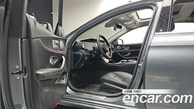 Mercedes-Benz E-Class E300 Avantgarde