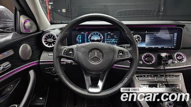 Mercedes-Benz E-Class E300 Avantgarde