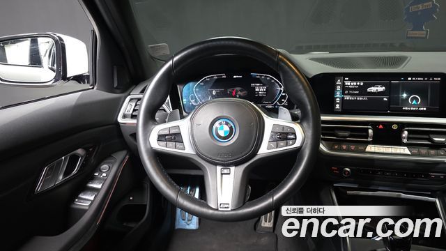 BMW 3-Series 320e M Sports