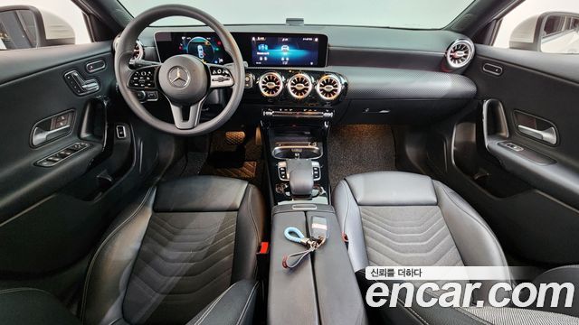 Mercedes-Benz A-Class A250 4MATIC Sedan