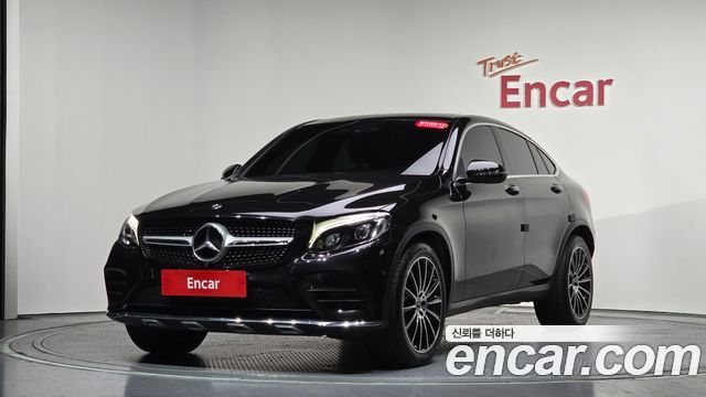 Mercedes-Benz GLC-Class GLC300 4MATIC AMG Line Coupe