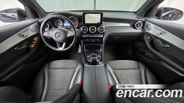 Mercedes-Benz GLC-Class GLC300 4MATIC AMG Line Coupe