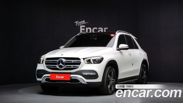 Mercedes-Benz GLE-Class GLE300d 4MATIC