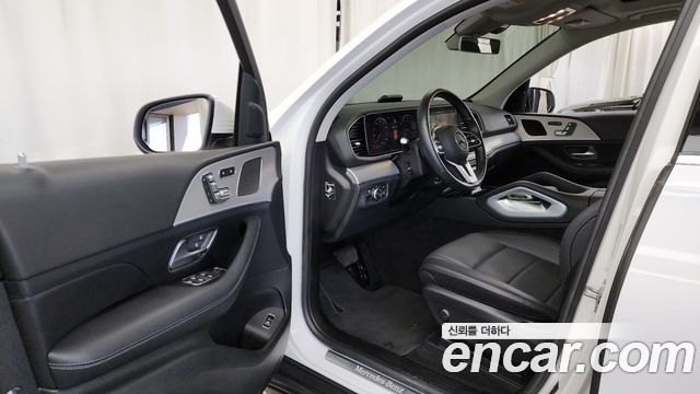 Mercedes-Benz GLE-Class GLE300d 4MATIC