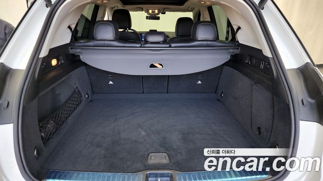 Mercedes-Benz GLE-Class GLE300d 4MATIC