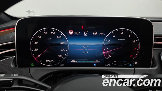 Mercedes-Benz E-Class E200 AMG Line