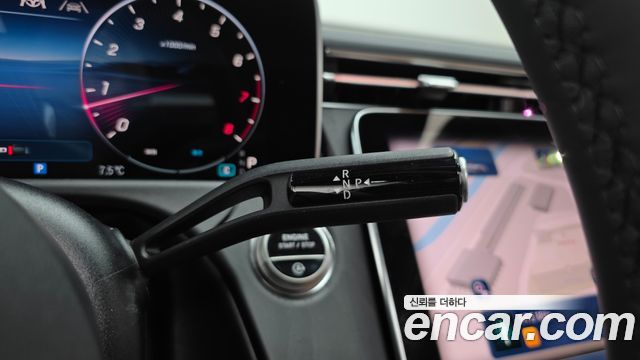Mercedes-Benz E-Class E200 AMG Line