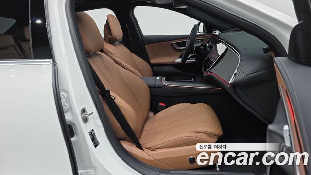 Mercedes-Benz E-Class E200 AMG Line