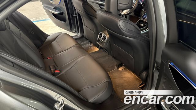 Mercedes-Benz C-Class C200 Avantgarde