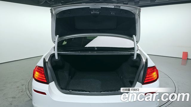 BMW 5-Series 528i M Aero Dynamic