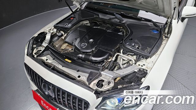 Mercedes-Benz E-Class E220d Coupe