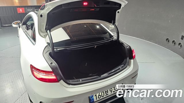 Mercedes-Benz E-Class E220d Coupe