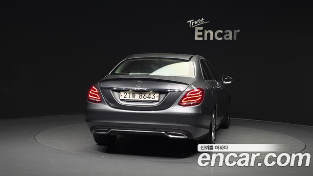 Mercedes-Benz C-Class C200 Avantgarde