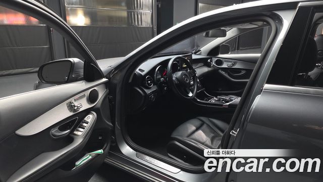 Mercedes-Benz C-Class C200 Avantgarde