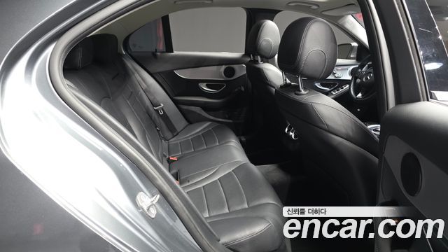 Mercedes-Benz C-Class C200 Avantgarde