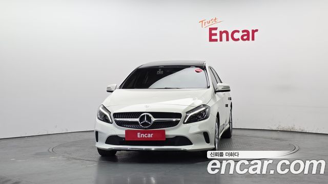 Mercedes-Benz A-Class A200