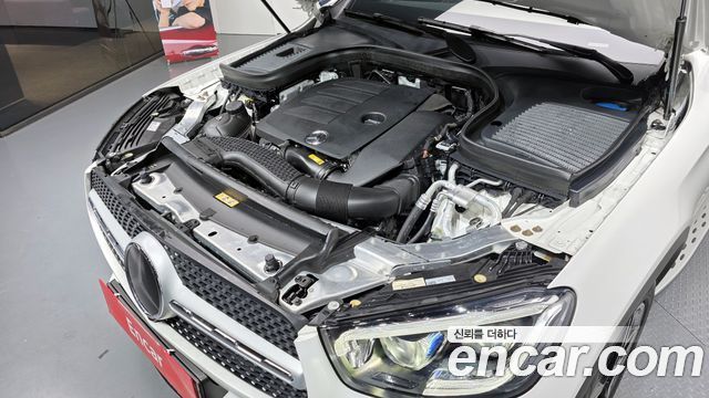 Mercedes-Benz GLC-Class GCL300 4MATIC Coupe