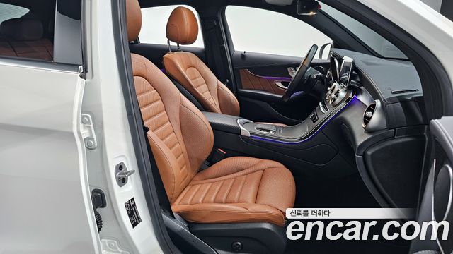 Mercedes-Benz GLC-Class GCL300 4MATIC Coupe