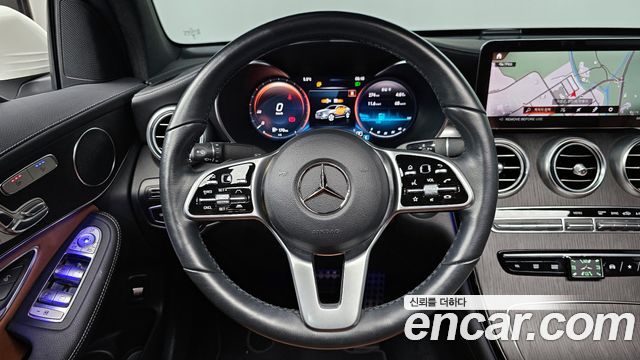 Mercedes-Benz GLC-Class GCL300 4MATIC Coupe