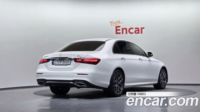 Mercedes-Benz E-Class E220d 4MATIC AMG Line
