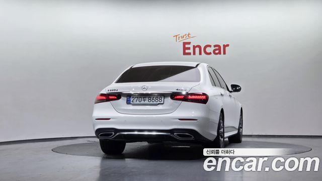 Mercedes-Benz E-Class E220d 4MATIC AMG Line