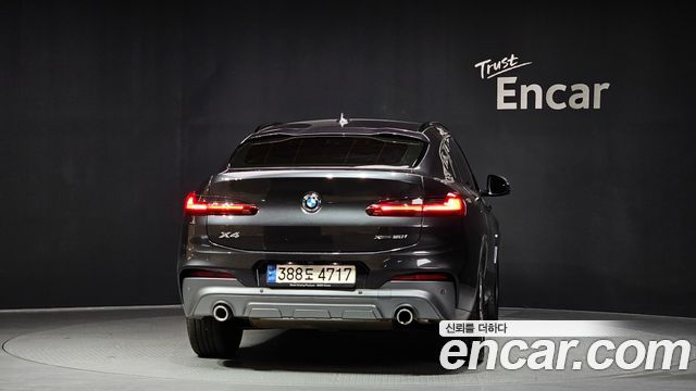 BMW X4 xDrive20i M Sports X Onlile Exclusive Edition