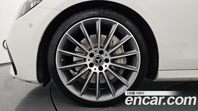 Mercedes-Benz E-Class E350 4MATIC AMG Line Edition