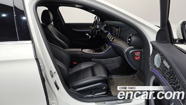 Mercedes-Benz E-Class E350 4MATIC AMG Line Edition