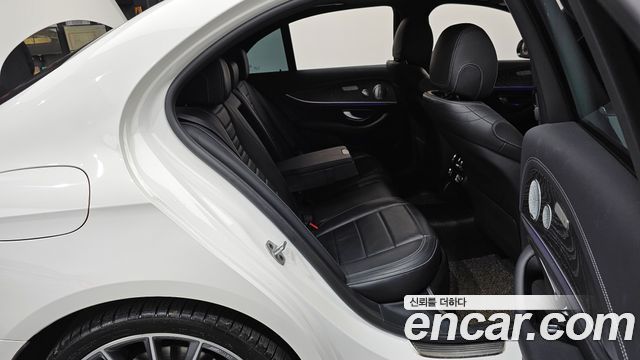 Mercedes-Benz E-Class E350 4MATIC AMG Line Edition
