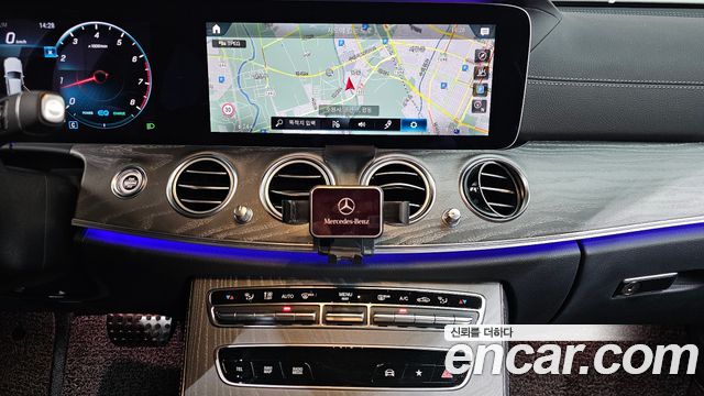 Mercedes-Benz E-Class E350 4MATIC AMG Line Edition