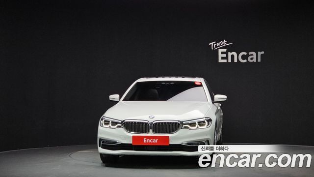 BMW 5-Series 530i xDrive Luxury Plus