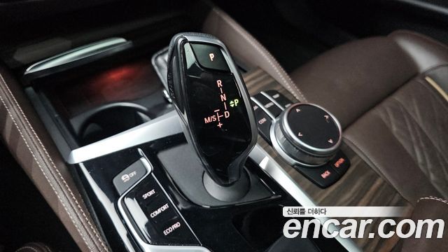 BMW 5-Series 530i xDrive Luxury Plus