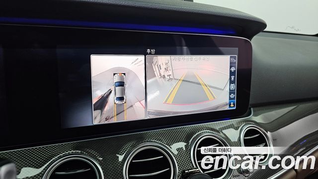 Mercedes-Benz E-Class E300 4MATIC AMG Line