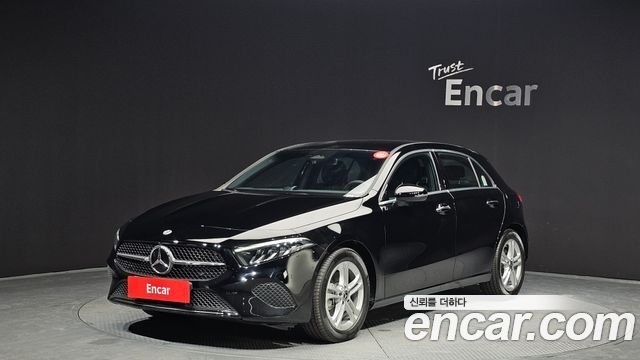 Mercedes-Benz A-Class A220 Hatchback