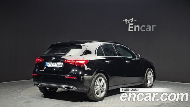 Mercedes-Benz A-Class A220 Hatchback