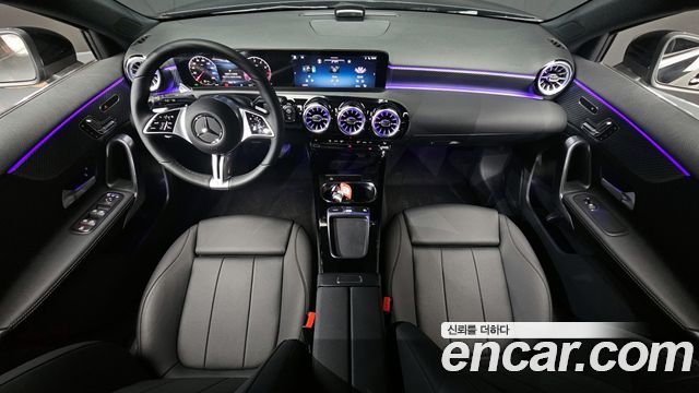 Mercedes-Benz A-Class A220 Hatchback