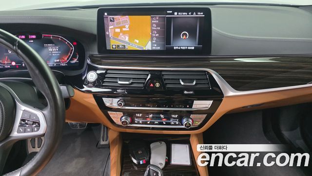 BMW 5-Series 520i M Sport