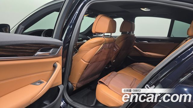BMW 5-Series 520i M Sport