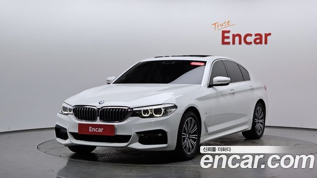 BMW 5-Series 520i Luxury