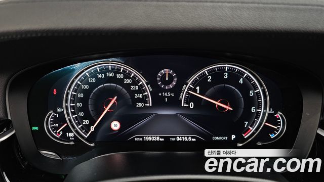 BMW 5-Series 520i Luxury