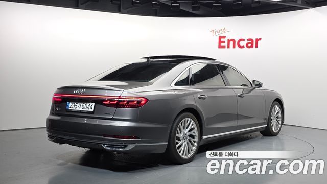 Audi A8 55 TFSI Quattro LWB