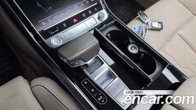 Audi A8 55 TFSI Quattro LWB